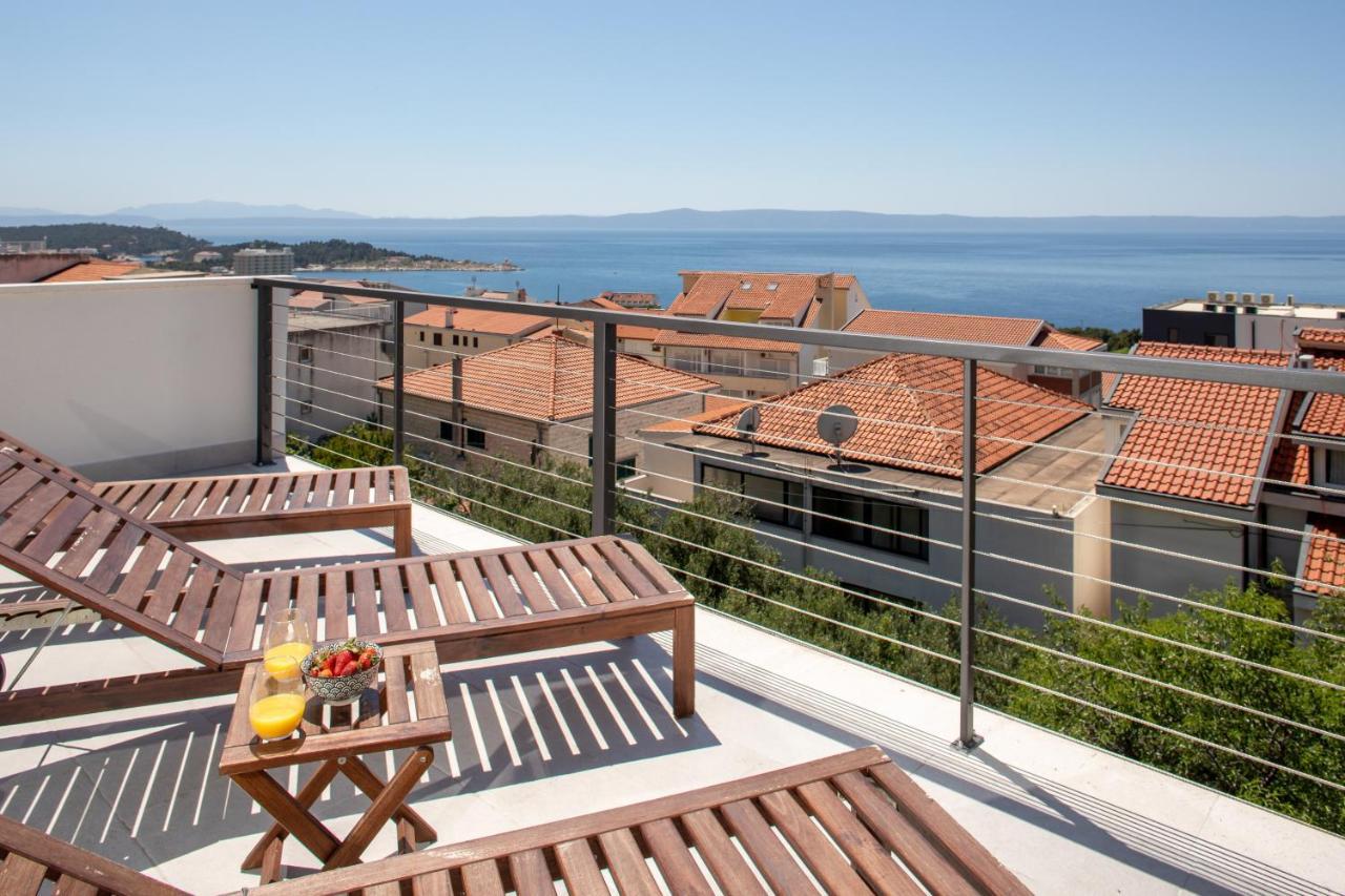 Apartments Left & Right With Jacuzzi, 4 Stars Makarska Exterior foto